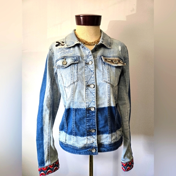 DESIGUAL × DISNEY Mickey Mouse Denim Jacket with Embroidered Details. Size 38/ M - Picture 1 of 16